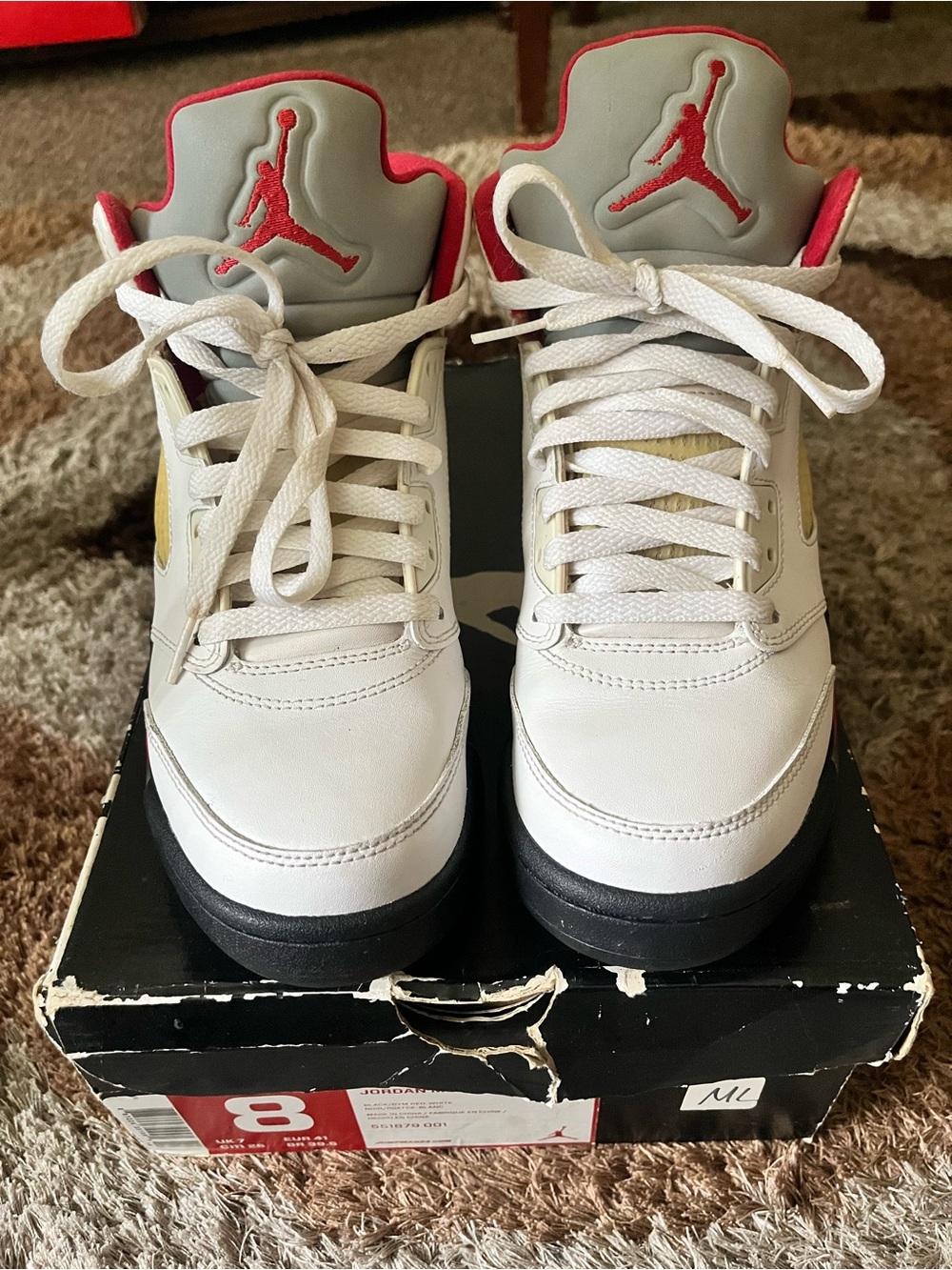 Nike Air Jordan White and Red Retro Basketball Sneakers